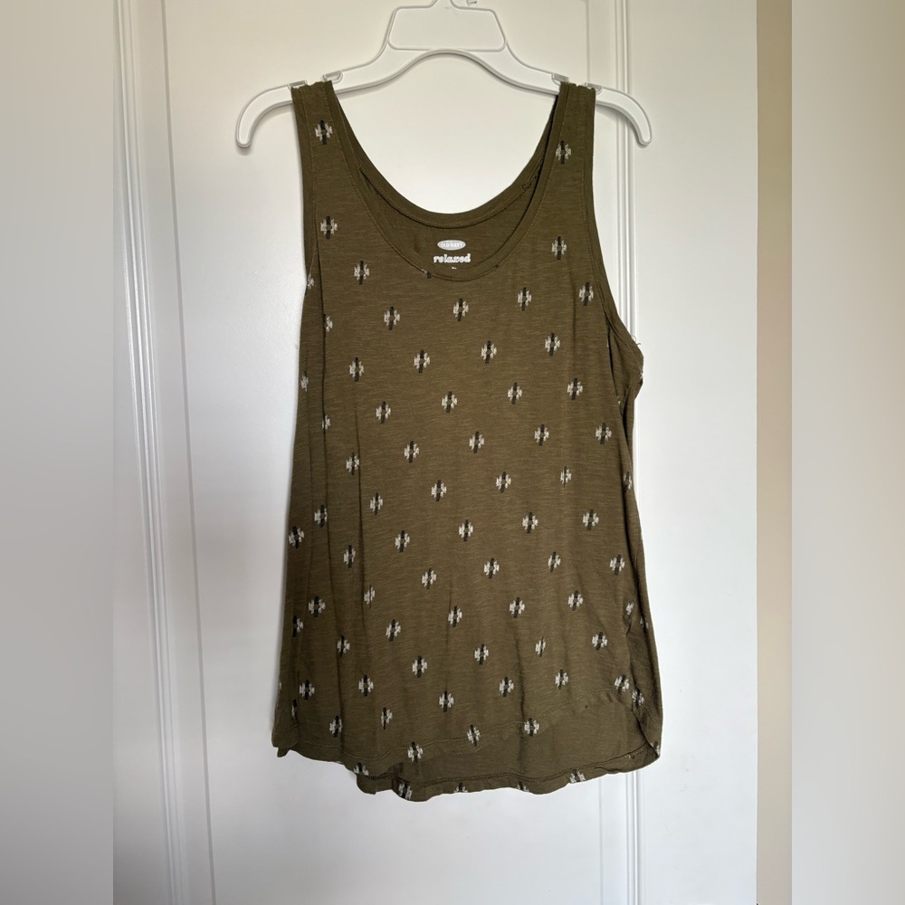 Old Navy Green Relaxed Tank Top with Scoop Neckline